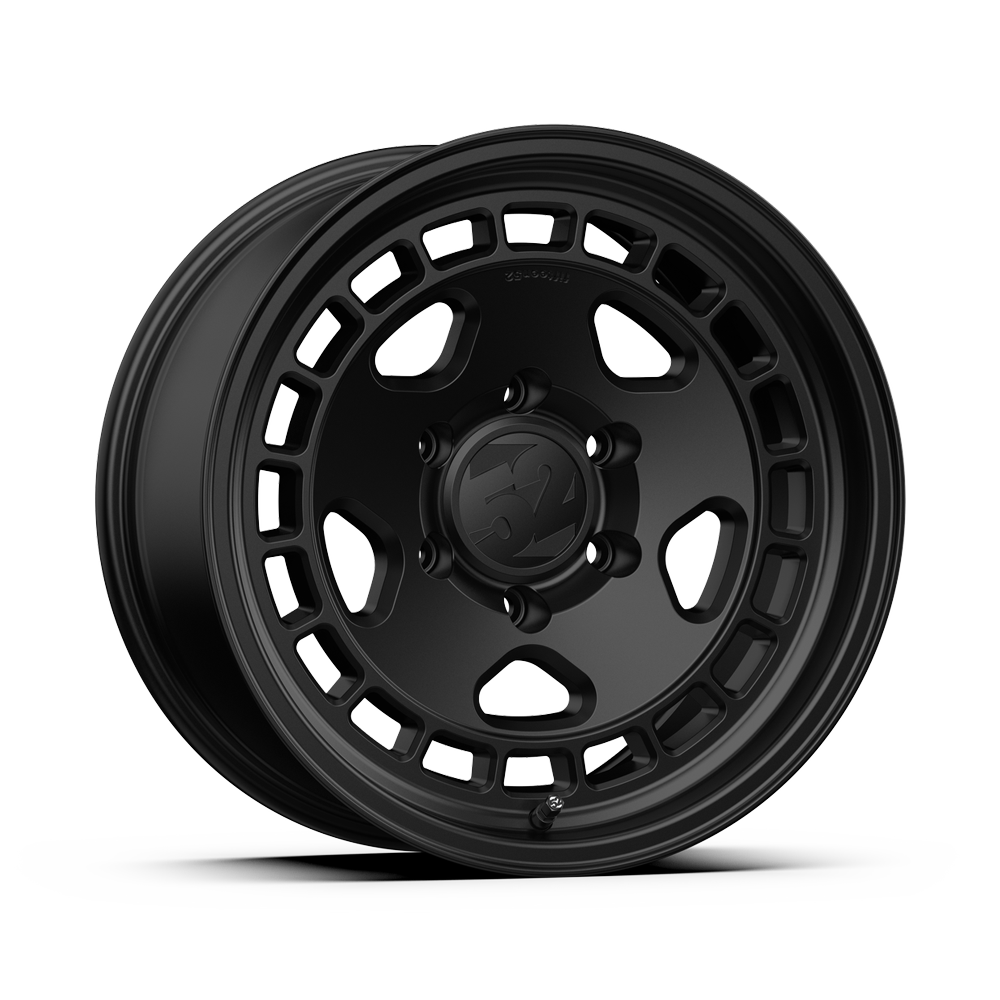 Fifteen52 Turbomac HD Classic Asphalt Black